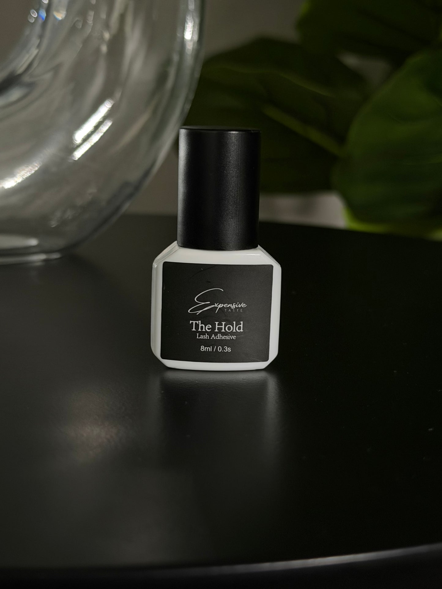 The Hold. Lash Adhesive
